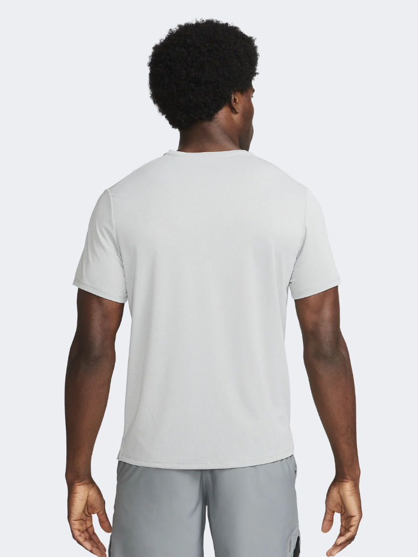 Nike Miler Men Running T-Shirt Grey