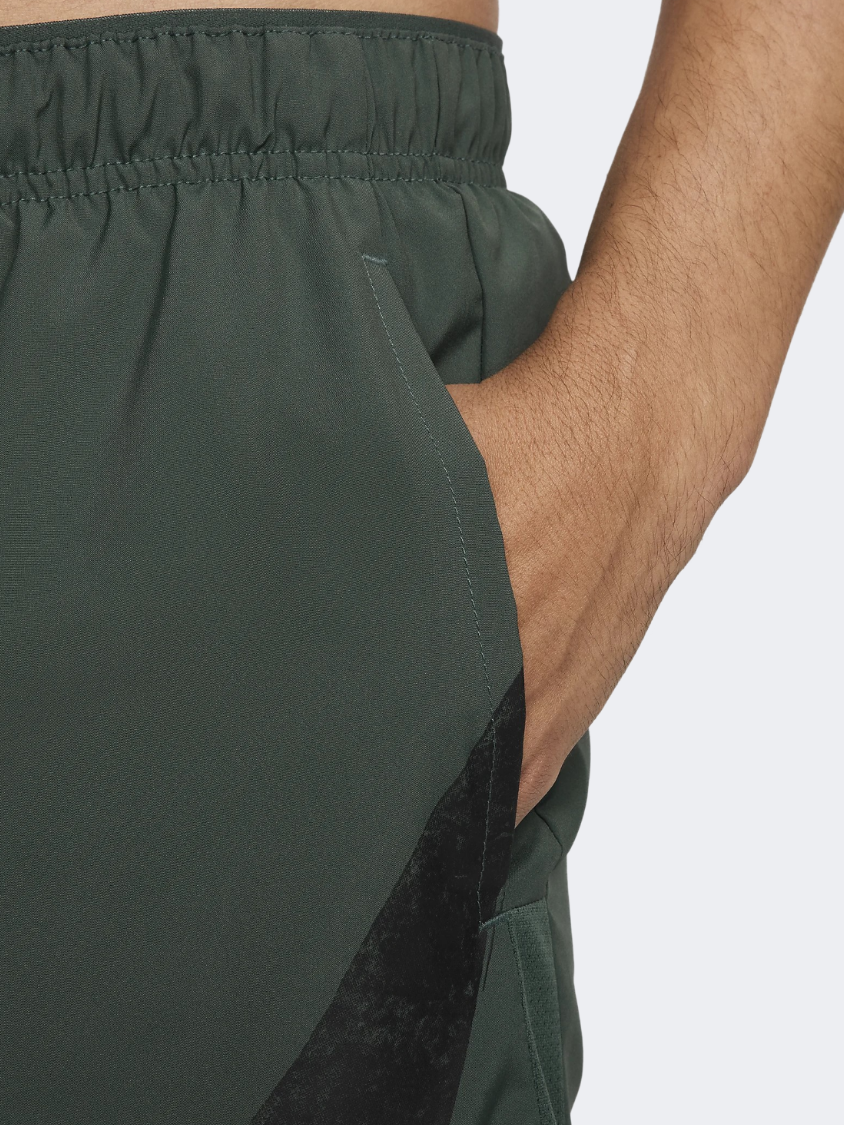 Nike Df Challenger Swoosh 5 Inch Men Running Short Vintage Green/Black