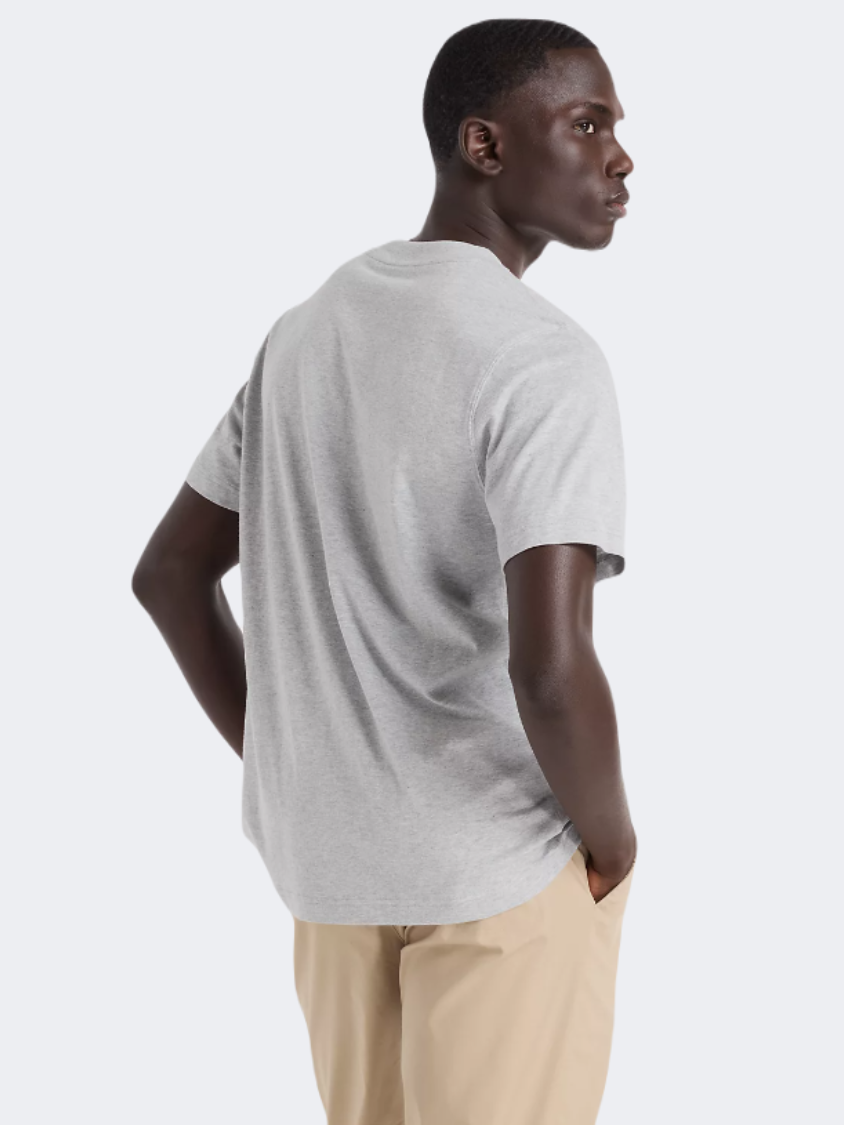 New Balance Essentials Graphic Men Lifestyle T-Shirt Athletic Grey