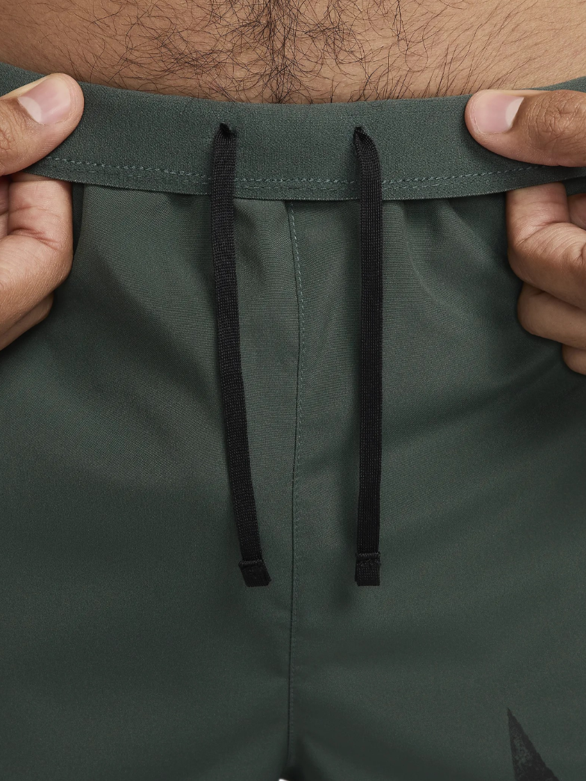 Nike Df Challenger Swoosh 5 Inch Men Running Short Vintage Green/Black