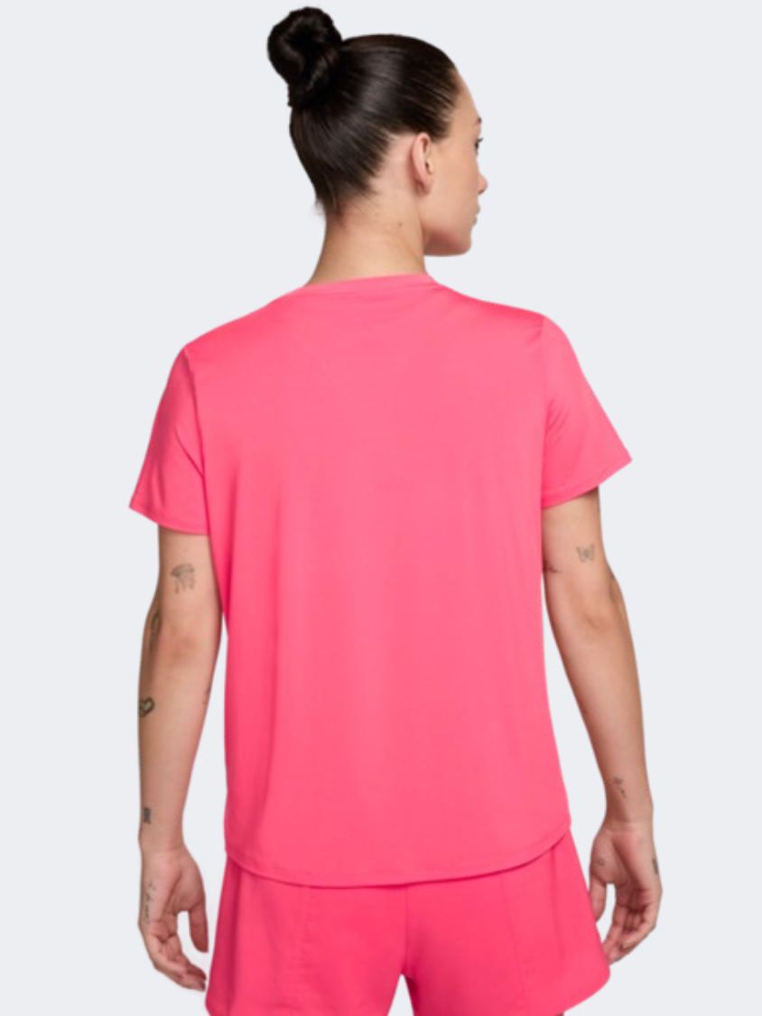 تي شيرت للجري للنساء Nike One Swoosh بلون أستر بينك/جلاسيير