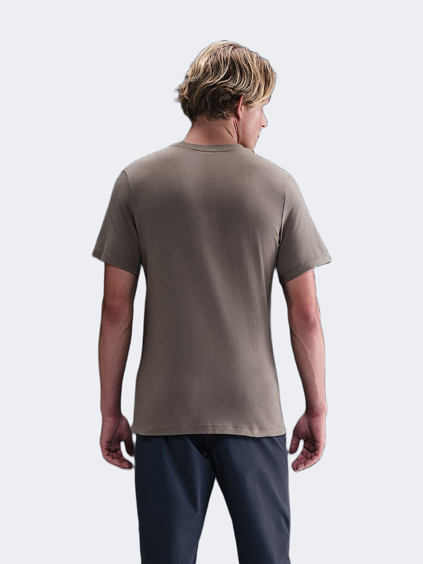 Nike ملابس رياضية سول فود للرجال Lifestyle تي شيرت كايف ستون