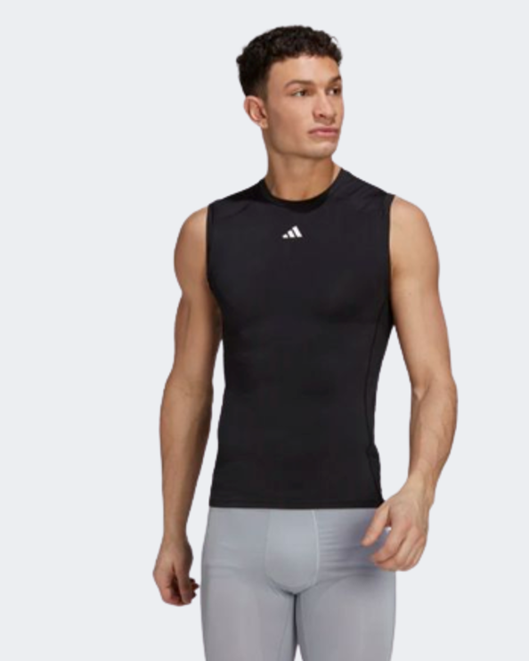 TECHFIT TRAINING LONG SLEEVE TEE - HK2336 – The Sports Center