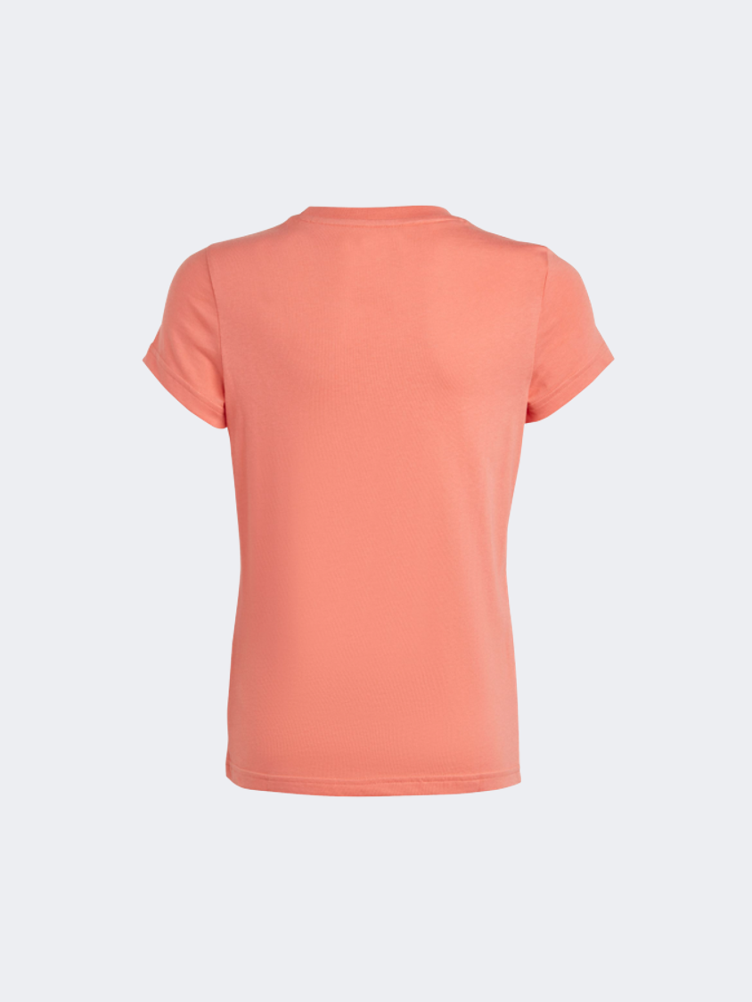 تي شيرت رياضي للبنات بشعار كبير من Adidas Essentials بلون كورال فيوجن