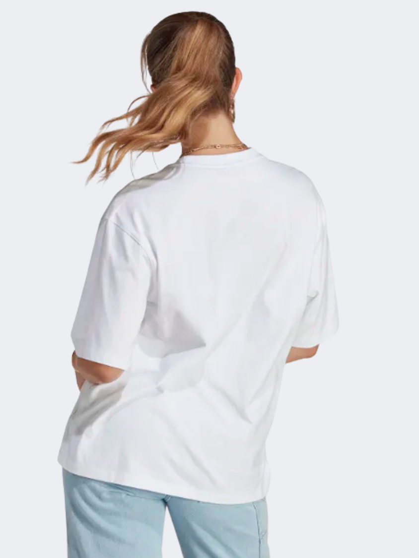 تي شيرت نسائي أبيض Adidas Adicolor Essentials Women Original