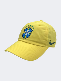قبعة كرة قدم للجنسين من Nike بتصميم 5 ألواح بوليستر لنادي البرازيل 2026/27 بلون الكناري/الأخضر