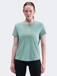 نايك قميص تدريب نسائي كلاسيكي واحد أبيض