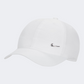قبعة Lifestyle للجنسين Nike Dri-Fit Club بيضاء