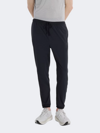 بنطال أداء رجالي نيو بالانس Rc Essential باللون الأسود