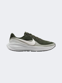 حذاء جري رجالي Nike Revolution 8 لون كاكي شحن/أبيض شراعي