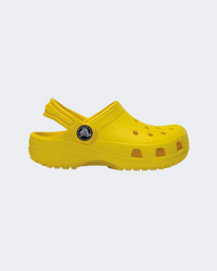 شبشب Crocs Classic Clog للأطفال نمط الحياة لون ليمون