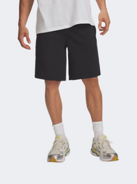 شورت رجالي خفيف لأسلوب الحياة من Under Armour باللون الأسود
