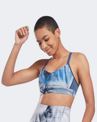 حمالة صدر رياضية تدريب نسائية Reebok Lux Strappy Liquid Abyss Print أزرق/أبيض