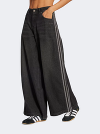 بنطال نسائي أسود من أديداس أديكولور دينيم أديلينيوم أورجينالز