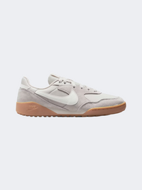 حذاء لايف ستايل نسائي Nike Terra Manta بني لايت أورود