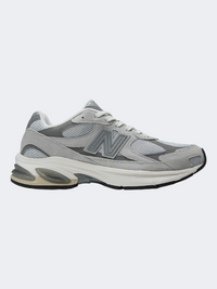 حذاء لايف ستايل رجالي New Balance 2010 رمادي