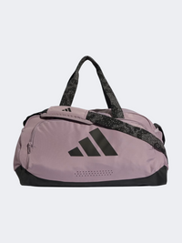 حقيبة دفل رياضية صغيرة للنساء من Adidas Defender بتصميم جرافيكي لون Preloved Fig