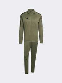 بدلة رياضية للرجال من Adidas سيرينو، لون زيتوني Strata