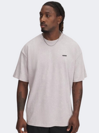 تيشيرت لايف ستايل للرجال من Under Armour Heavyweight Oversized Logo Wash جراي داون/أبيض
