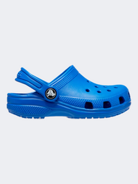 شبشب Crocs Classic Clog للأطفال الأولاد - أزرق للاستخدام اليومي