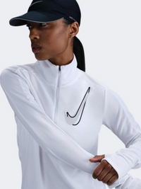 تيشيرت جري نسائي بأكمام طويلة Nike Swoosh أبيض