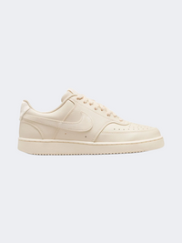 حذاء نسائي للحياة اليومية Nike Court Vision Low Se بلون الطباشير/الأبيض
