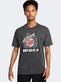 تيشيرت لايف ستايل للجنسين Nike M90 أنثراسيت