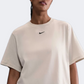 Nike ملابس رياضية أساسية للنساء Lifestyle تي شيرت لون Light Bone