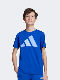 تيشيرت رياضي للأولاد من Adidas Essentials باللون الأزرق الملكي