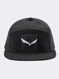 قبعة التنزه سالاماندر بيور من ساليفا باللون الأسود