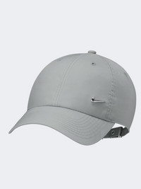قبعة رجالية للحياة اليومية Nike Dri Fit Club رمادي/فضي