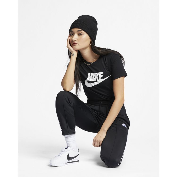 Nike W Nsw Tee Essntl Women Lifestyle T-Shirt Black/White