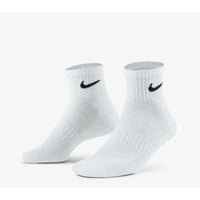 جوارب تدريب رجالية Nike Everyday Cush أبيض