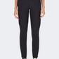 The North Face Classic Slim Straight Women Lifestyle Pant Black